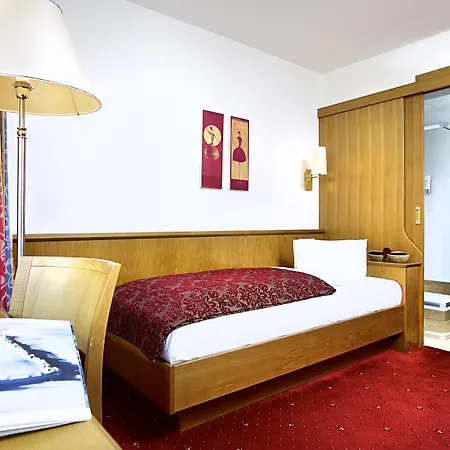 Hotel Hotel Innsbruck 4*