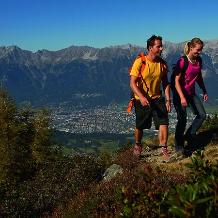 Hotel Innsbruck Готель Інсбрук