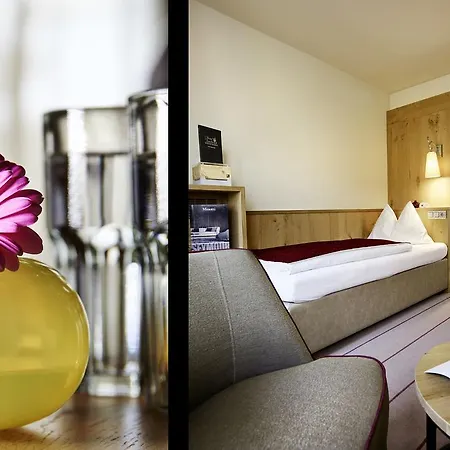 Hotel Innsbruck Готель Інсбрук