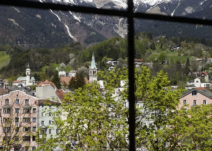 Отель Hotel Innsbruck